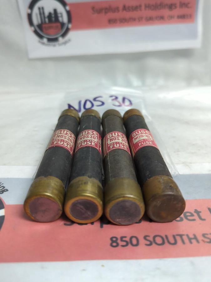 Used COOPER BUSSMANN,NOS 30,ONE-TIME 30 AMP FUSE LOT OF 4 PRE-OWNED