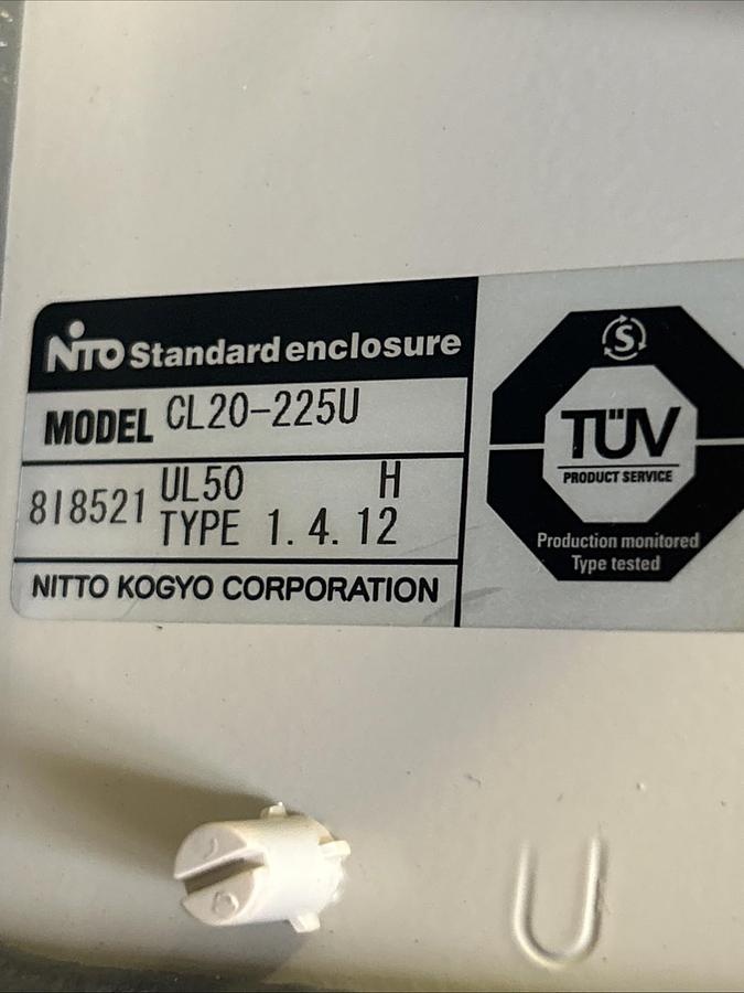 Used NTO,CL20-225U,ENCLOSURE W/ MERLIN GERLIN D35A CIRCUIT BREAKER 35A