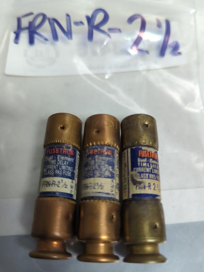 Used COOPER BUSSMANN,FRN-R-2-1/2,FUSETRON 2-1/2 AMP FUSE LOT OF 3 PRE-OWNED