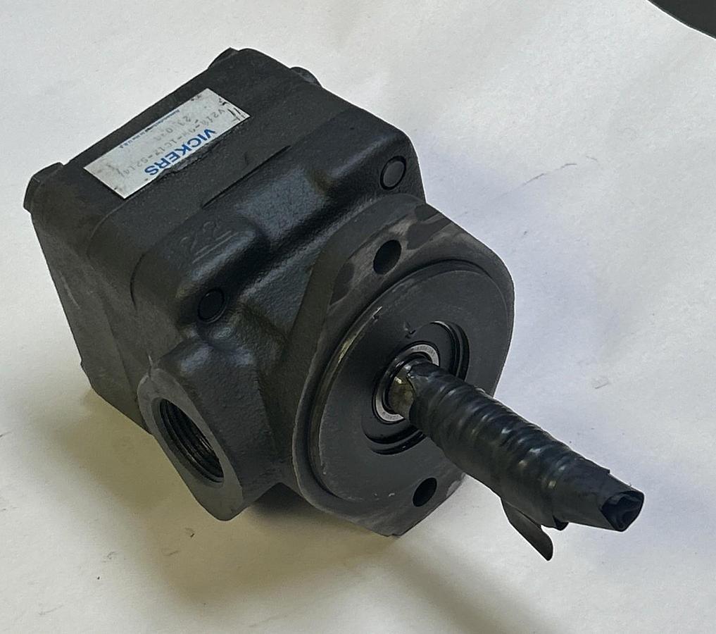 Used VICKERS,V214-9W-1C12-S214,HYDRAULIC VANE PUMP
