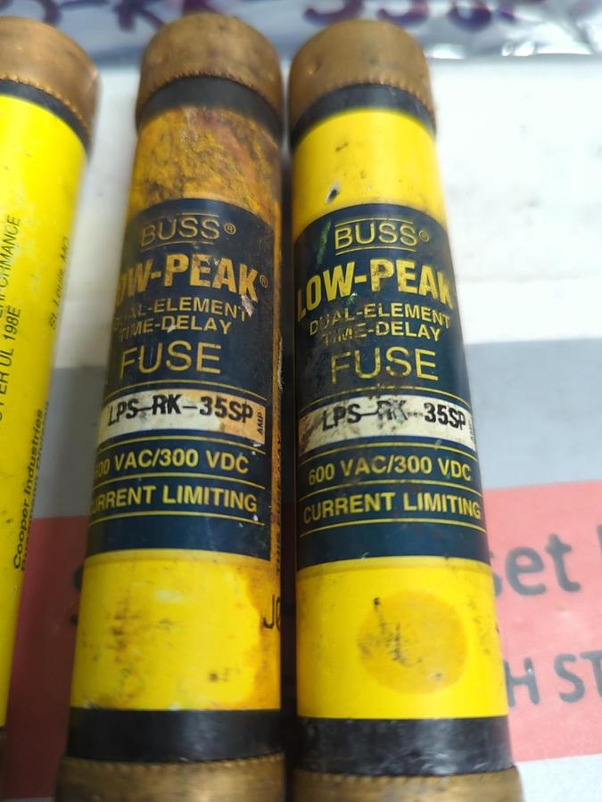 Used COOPER BUSSMANN,LPS-RK-35SP,LOW-PEAK 35 AMP FUSE LOT OF 3 PRE-OWNED