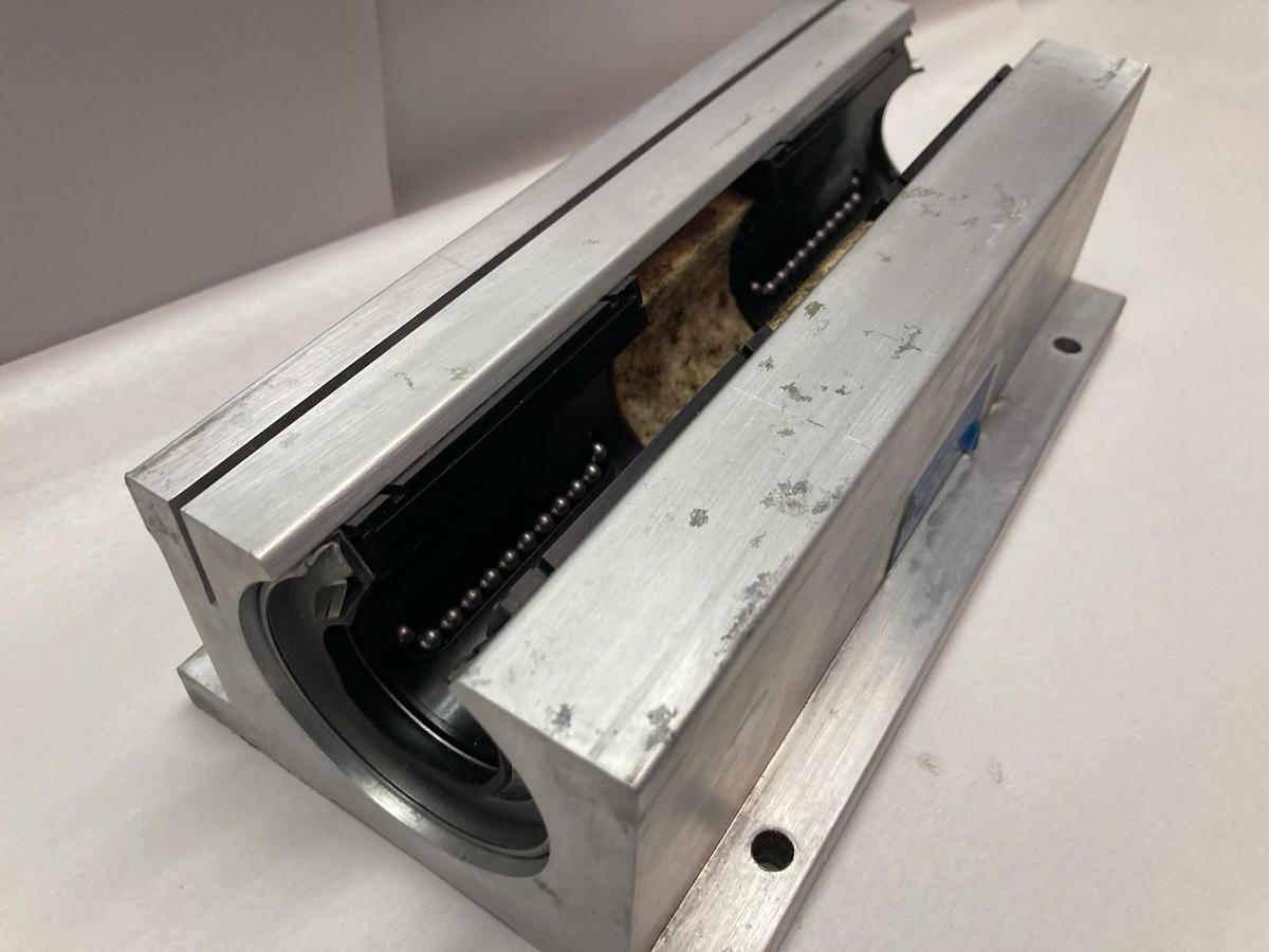 Used Thomson Industries,TWN-24-OPN,Super Pillow Block
