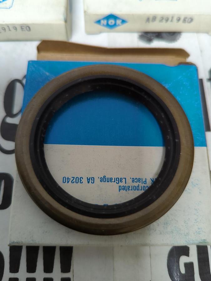 NOK,AB2919EO,OIL SEALS LOT OF 3 NOS