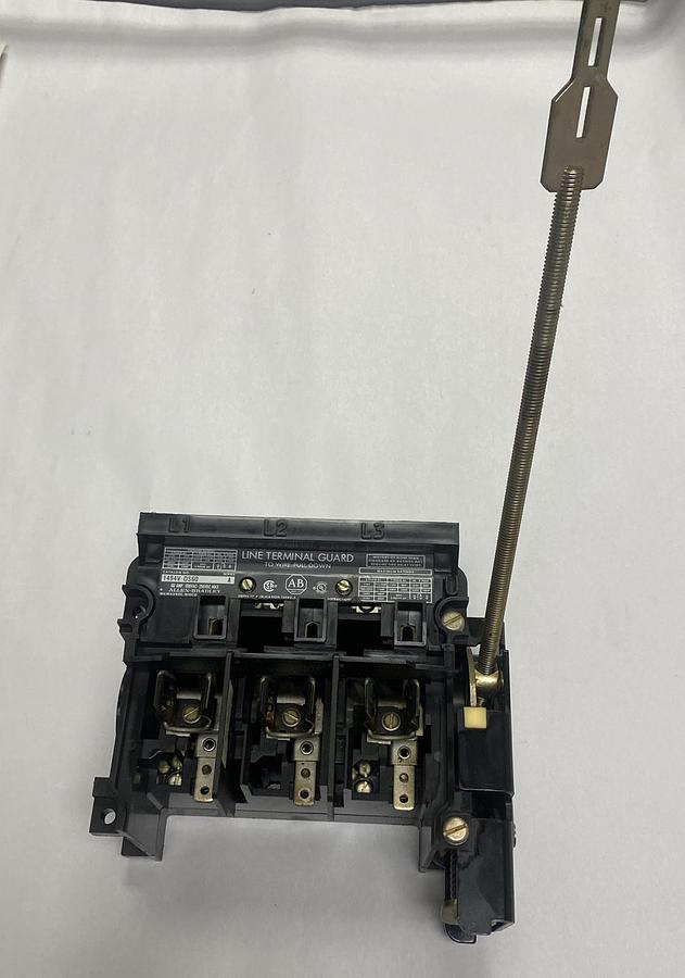 Used ALLEN BRADLEY,1494V-DS60,DISCONNECT SWITCH 60AMP 600VAC W/ HANDLE