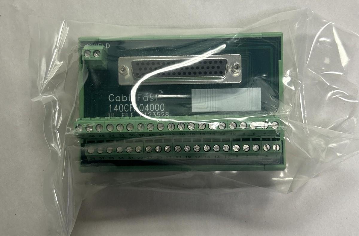 SCHNEIDER ELECTRIC MODICON,140CFA04000,UNIVERSAL WIRING BLOCK NEW