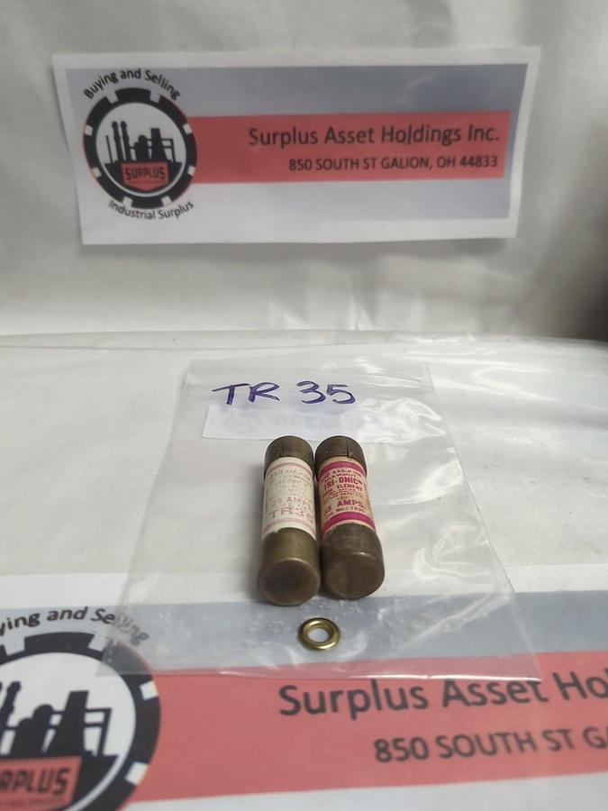 Used GOULD SHAWMUT,TR-35,TRI-ONIC 35 AMP FUSE LOT OF 2 PRE-OWNED