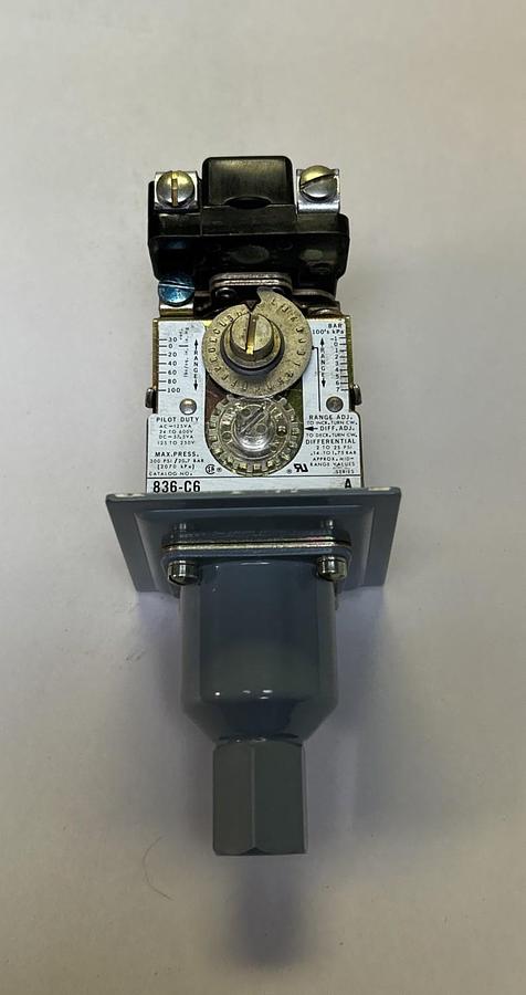 ALLEN BRADLEY,836-C6,PRESSURE CONTROL SWITCH NO COVER NOS