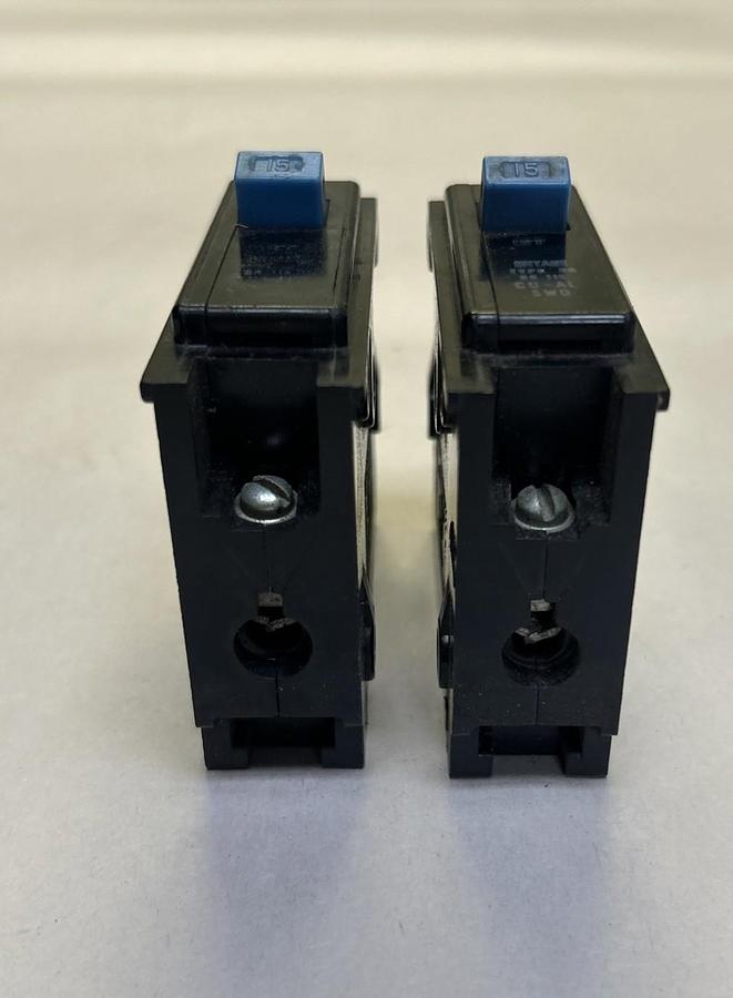 Used BRYANT,BR115,CIRCUIT BREAKER 15A 120/240V 1P LOT OF 2