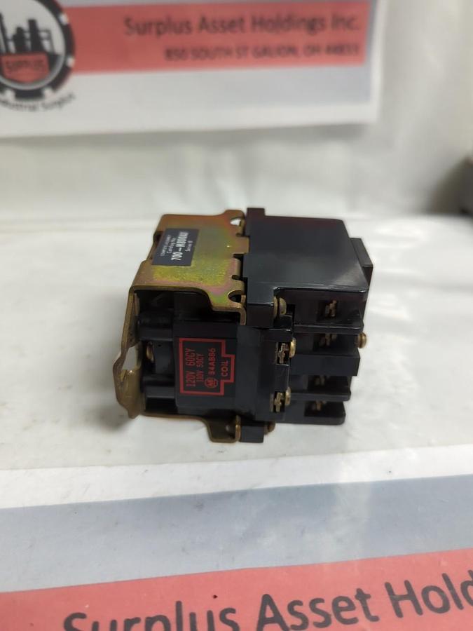 Used ALLEN BRADLEY,700-N800A1,SERIES B TYPE N AC RELAY PRE-OWNED