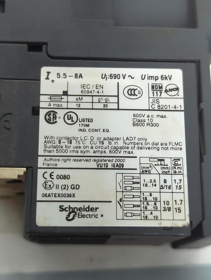 Used TELEMECANIQUE,LR012/LAD7B106,RELAY AND TERMINAL BLOCK ASSEMBLY PRE-OWNED