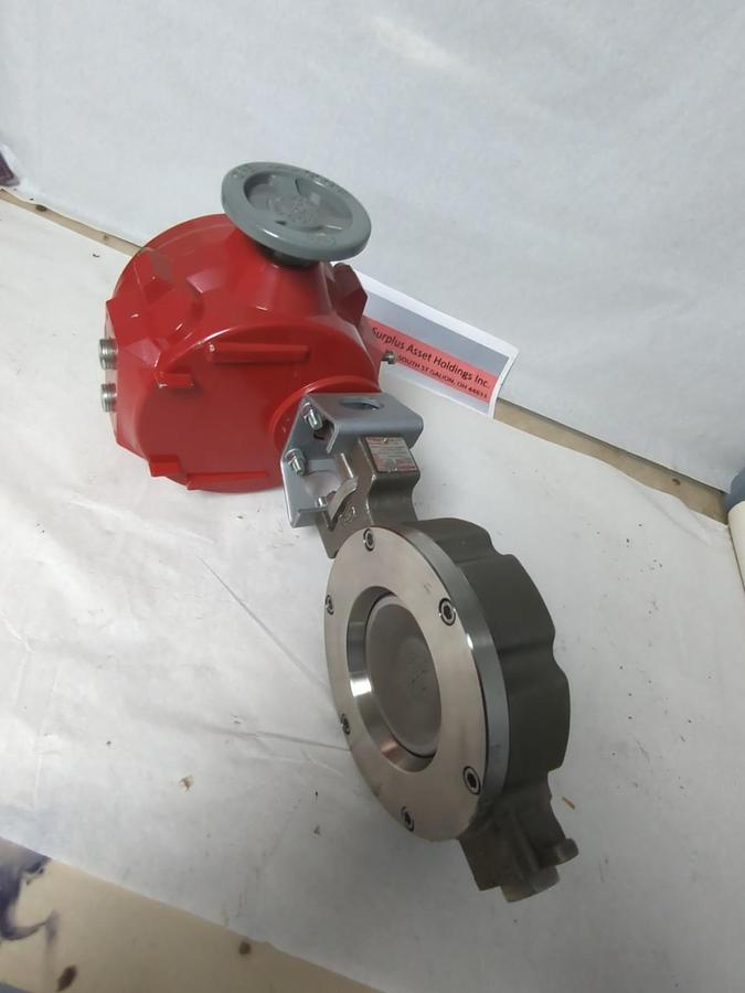 BRAY CONTROLS,70-0051-113A0-536/A,ACTUATOR WITH 4 INCH SS BUTTERFLY VALVE NOS