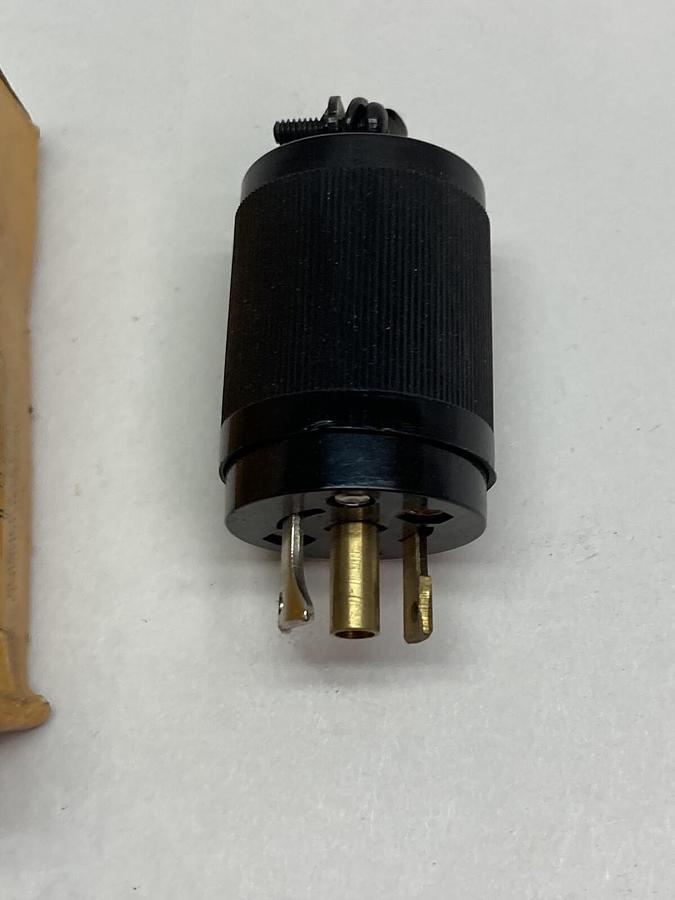 Hubbell,HBL7594,Midget Twist Lock Plug 15A 125V