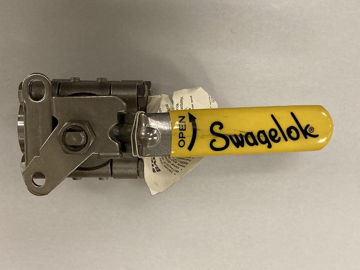 Whitey Swagelok,SS-S65PF12,3/4 INCH Steam Series Ball Valve