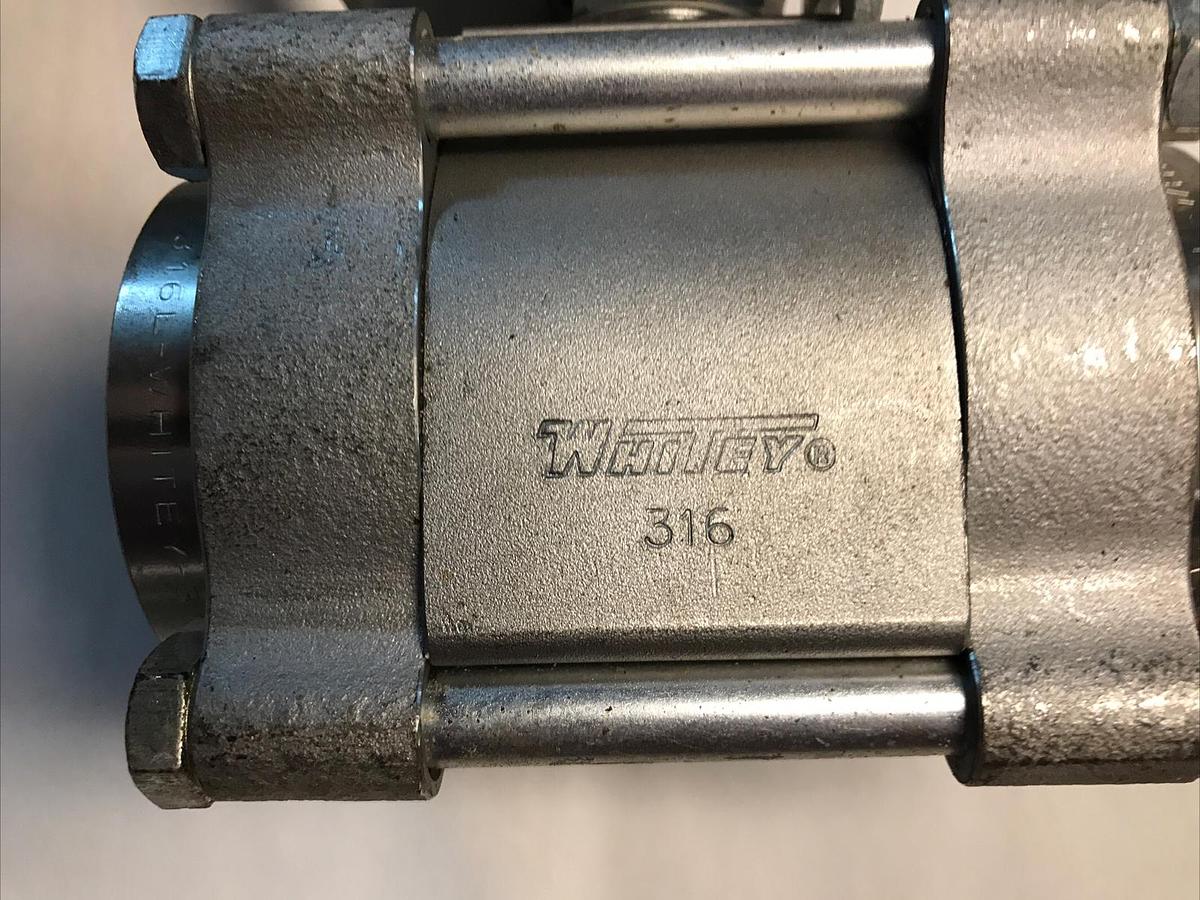 Whitey,SS-62TF20,1-1/4 INCH Ball Valve 316 Stainless 2160PSI