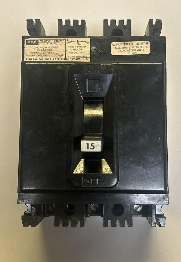 Used FEDERAL PACIFIC ELECTRIC,NE231015,15A 240V 3P