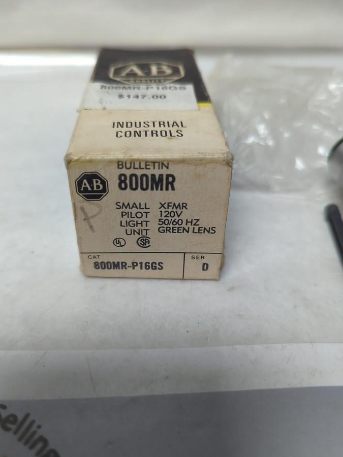 ALLEN-BRADLEY,800MR-P16GS,SMALL PILOT LIGHT 120V 50/60HZ GREEN NOS