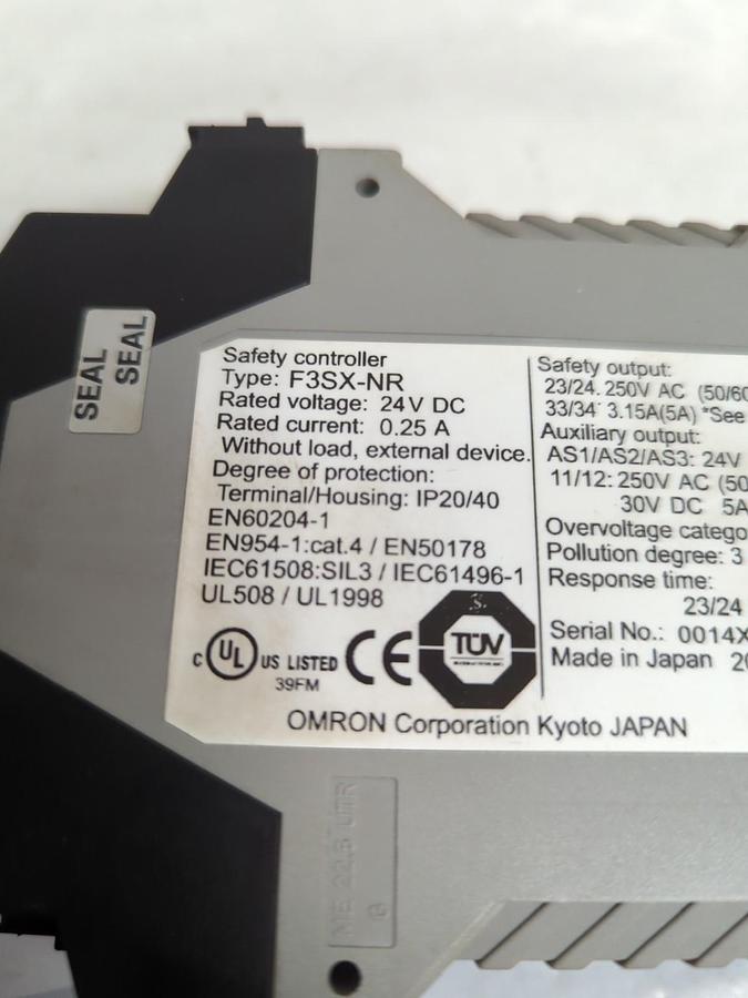 Used OMRON,F3SX-NR,SAFETY CONTROLLER 24V DC PRE-OWNED