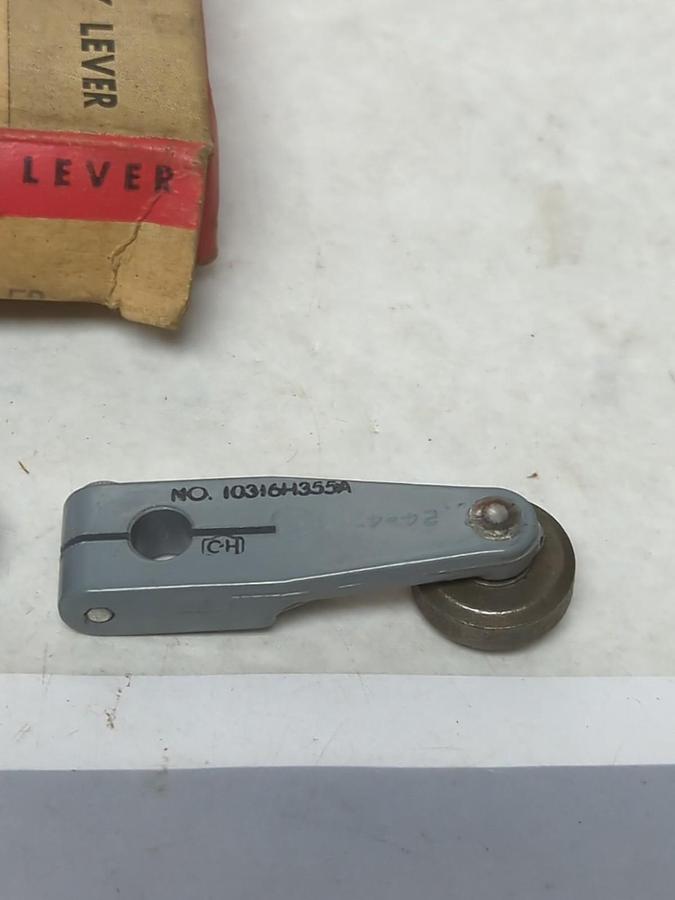 CUTLER-HAMMER,10316H355A,ROTARY LEVER PACK OF 2 NOS