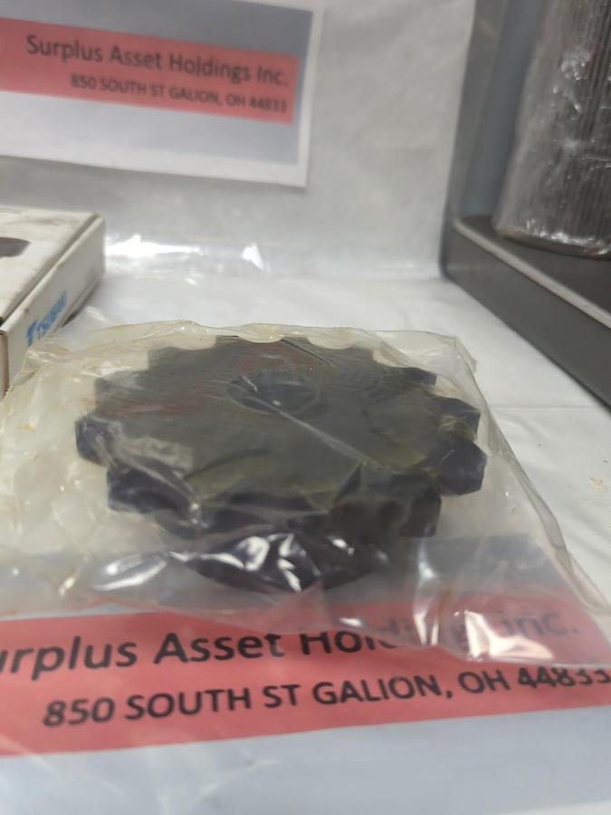 US TSUBAKI,80B13 SBI,SPROCKET 13 TEETH 1 INCH PITCH NOS