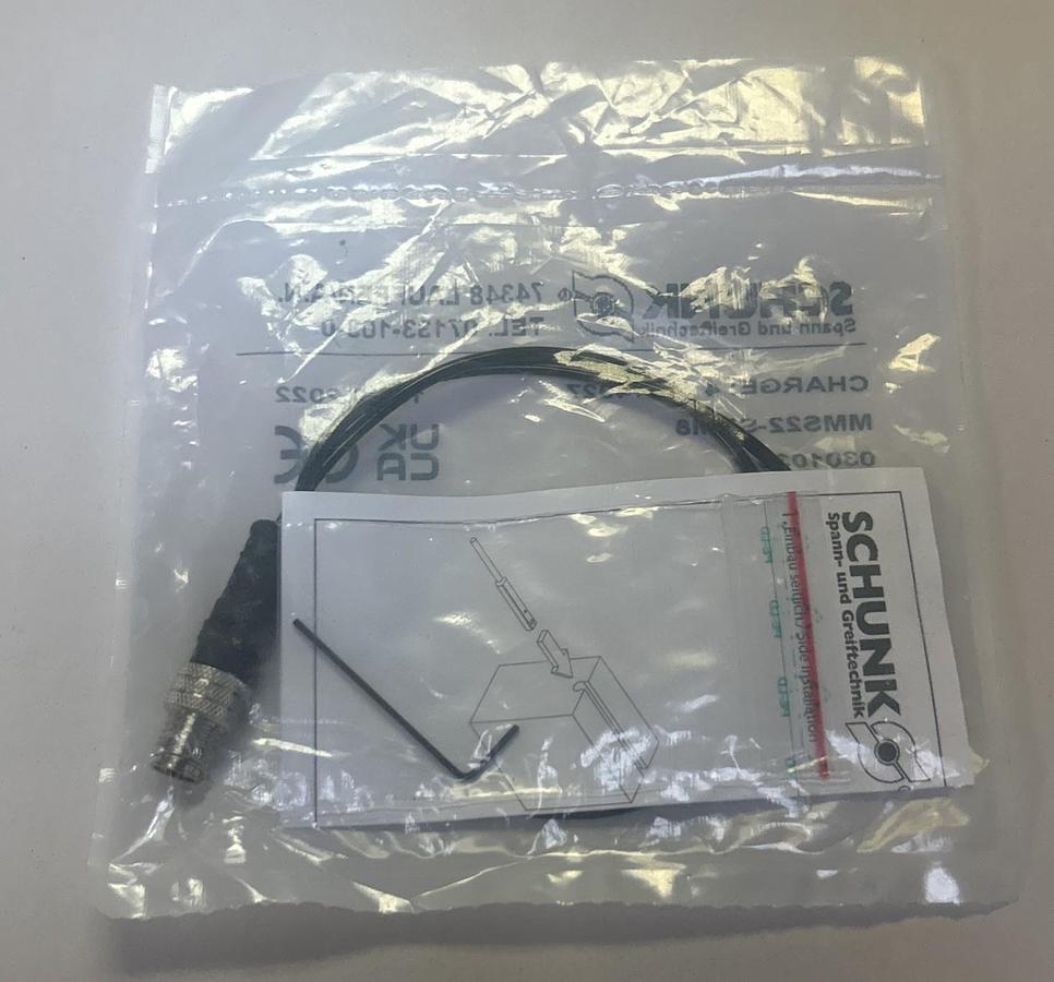 Used SHUNK,MMS22-SNM8,MAGNETIC SWITCH NEW