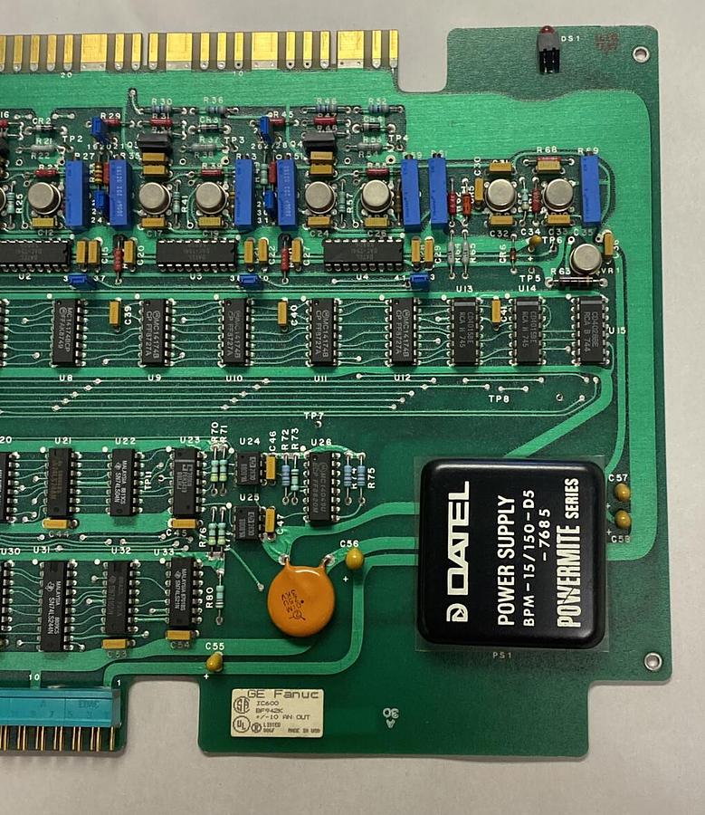 Used GE FANUC,IC600BF942K 44A717106-010, ANALOG OUTPUT MODULE