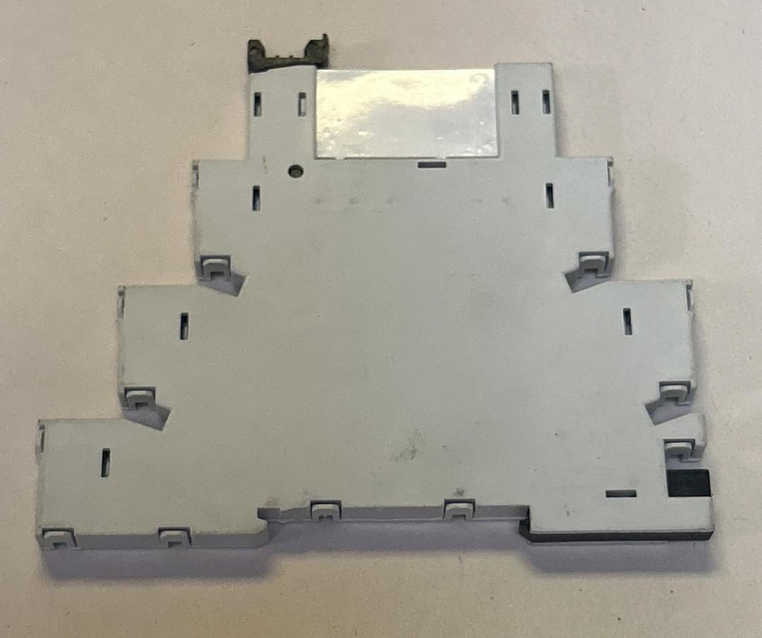 ALLEN BRADLEY,700-HLS1Z24,TERMINAL BLOCK RELAY NOS