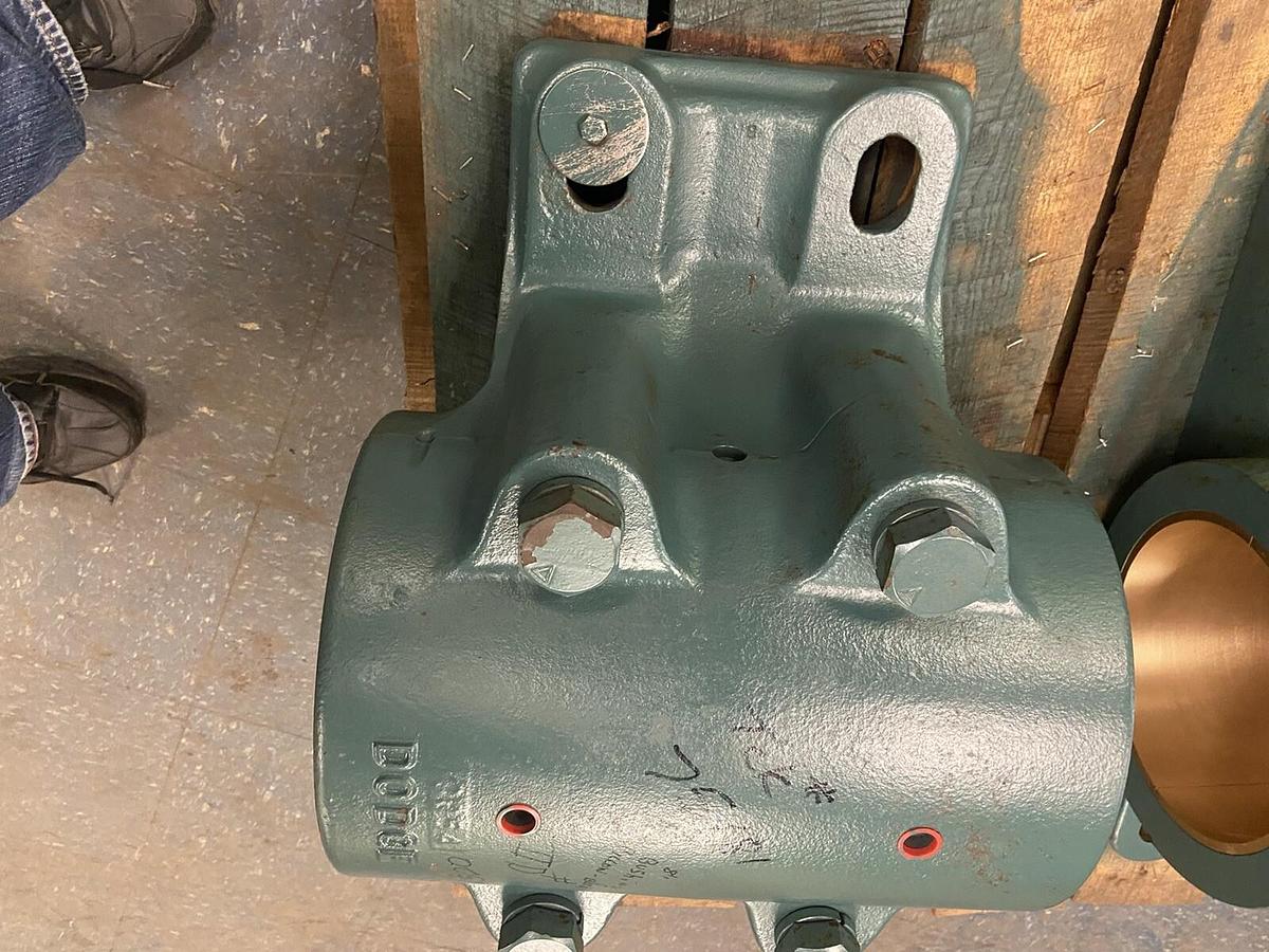 Dodge,005201 P4B-BZR-800,Pillow Block Journal Sleeve Bearing