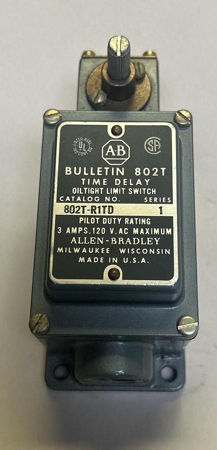 Used ALLEN BRADLEY,80T2-R1TD,LIMIT SWITCH