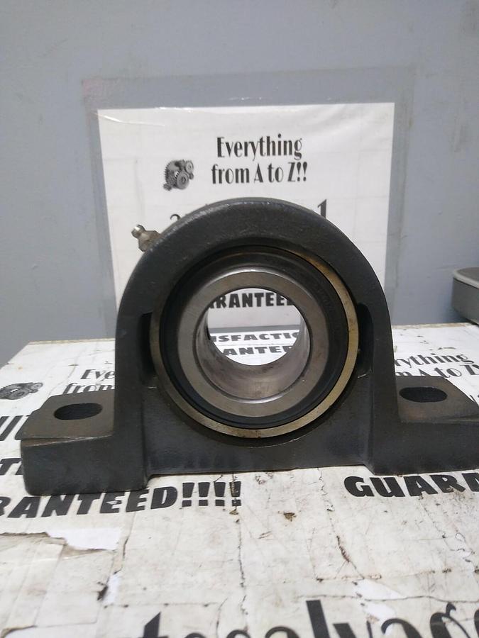 IPTCI,UCP 211 32,SOLID BASE PILLOW BLOCK BEARING 2 IN BORE SELF ALIGNING 2 BOLT
