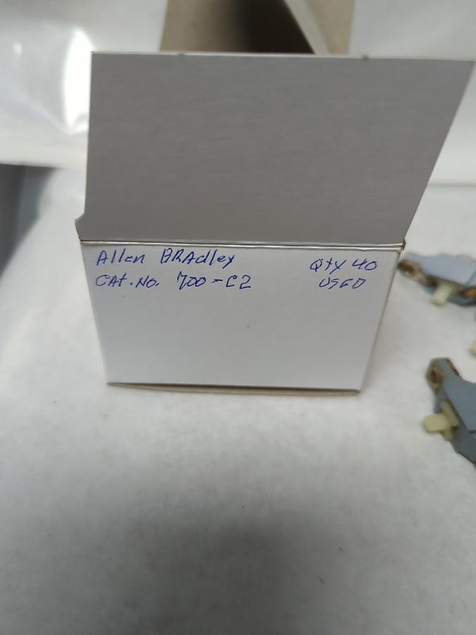 Used ALLEN-BRADLEY,700-C2,CONTACT CARTRIDGE LOT OF 40 PRE-OWNED