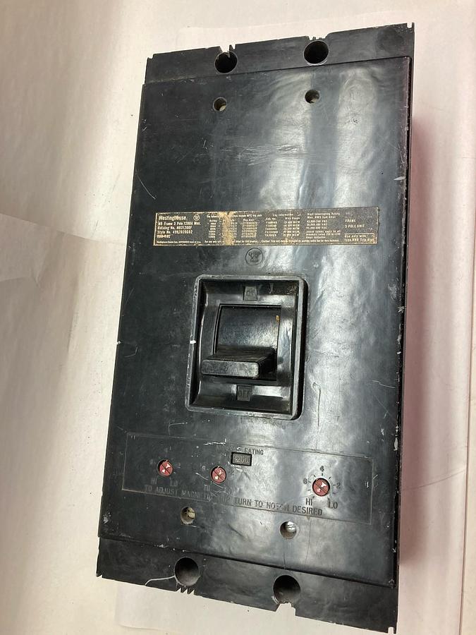 Used Westinghouse,NB31200F,3-Pole Molded Case Switch Style 4997D20G02 1200A 600Vac
