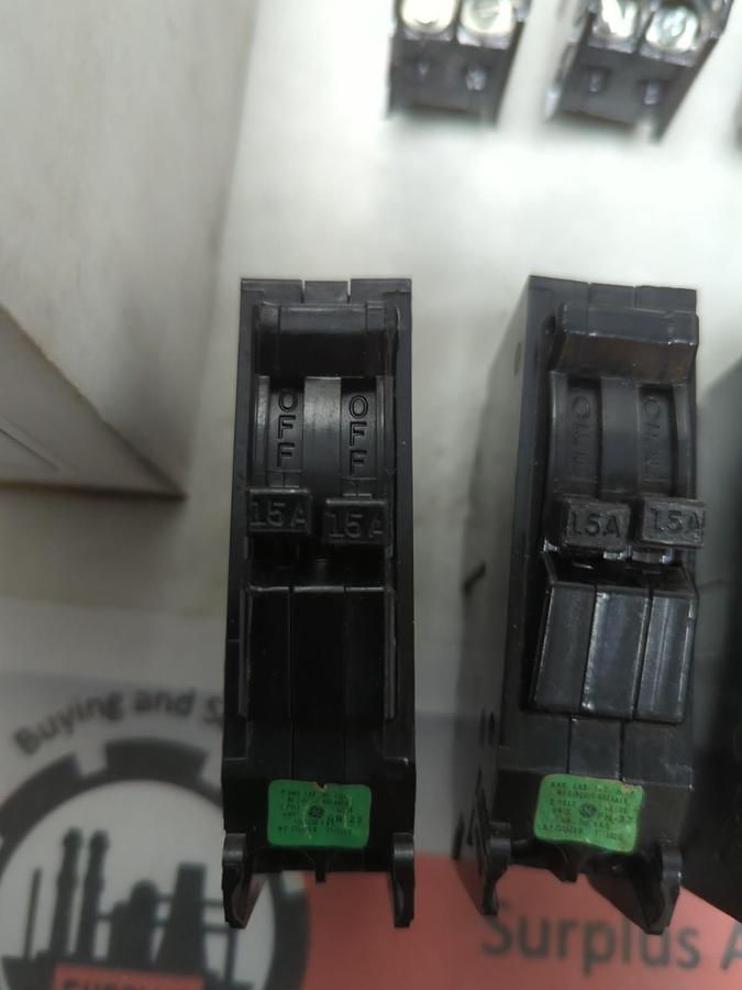 Used GENERAL ELECTRIC,TR1515,TANDEM CIRCUIT BREAKER 15 AMP 1-POLE LOT OF 10 PRE-OWNED