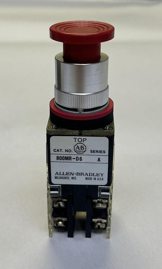 ALLEN BRADLEY,800MR-D6BK,RED PUSH BUTTON NOS