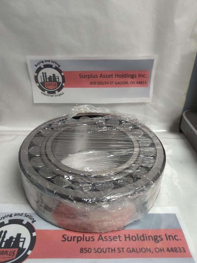 Used SKF,22226 EK,SPHERICAL ROLLER BEARING 130X230X64MM PRE-OWNED