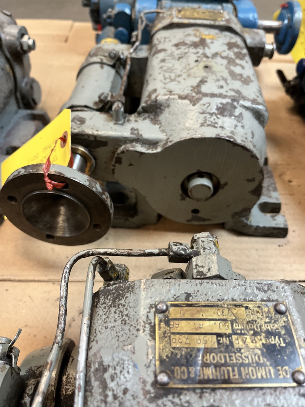 Used DE LIMON FLUHME,FZR 159-752,CENTRAL GREASE PLUNGER PUMP