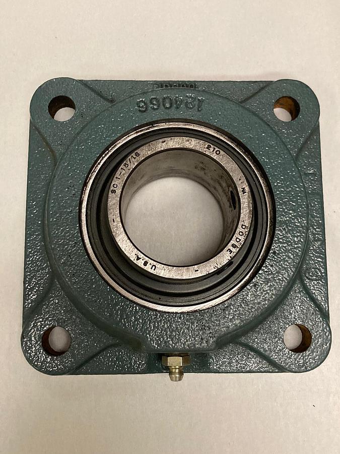 Used Dodge,F4B-SC-115,Cast Iron Flange Unit
