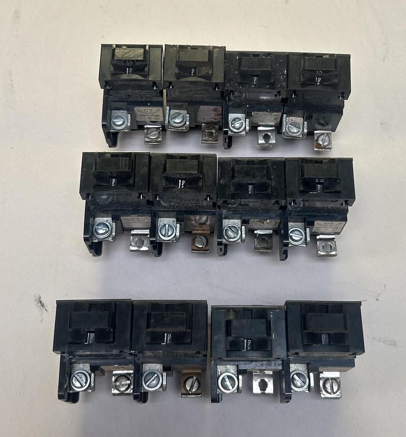 Used BULLDOG ELECTRIC ITE,P115,PUSHMATIC CIRCUIT BREAKER 15A 120/240V 1P LOT OF 12