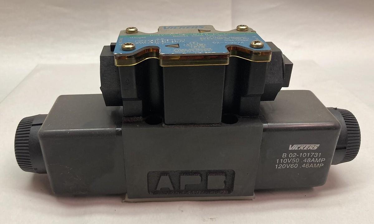 Used Vickers,DG4V-3S-66C-M-FW-B5-60,Control Valve