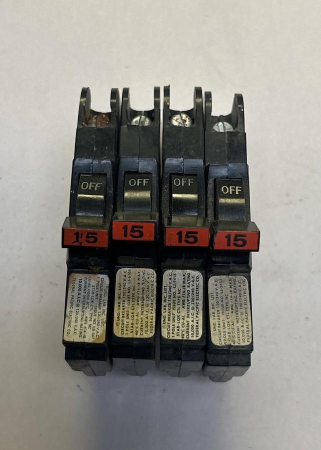 Used FEDERAL PACIFIC,NC115,CIRCUIT BREAKER 15A 120/240V 1P LOT OF 4