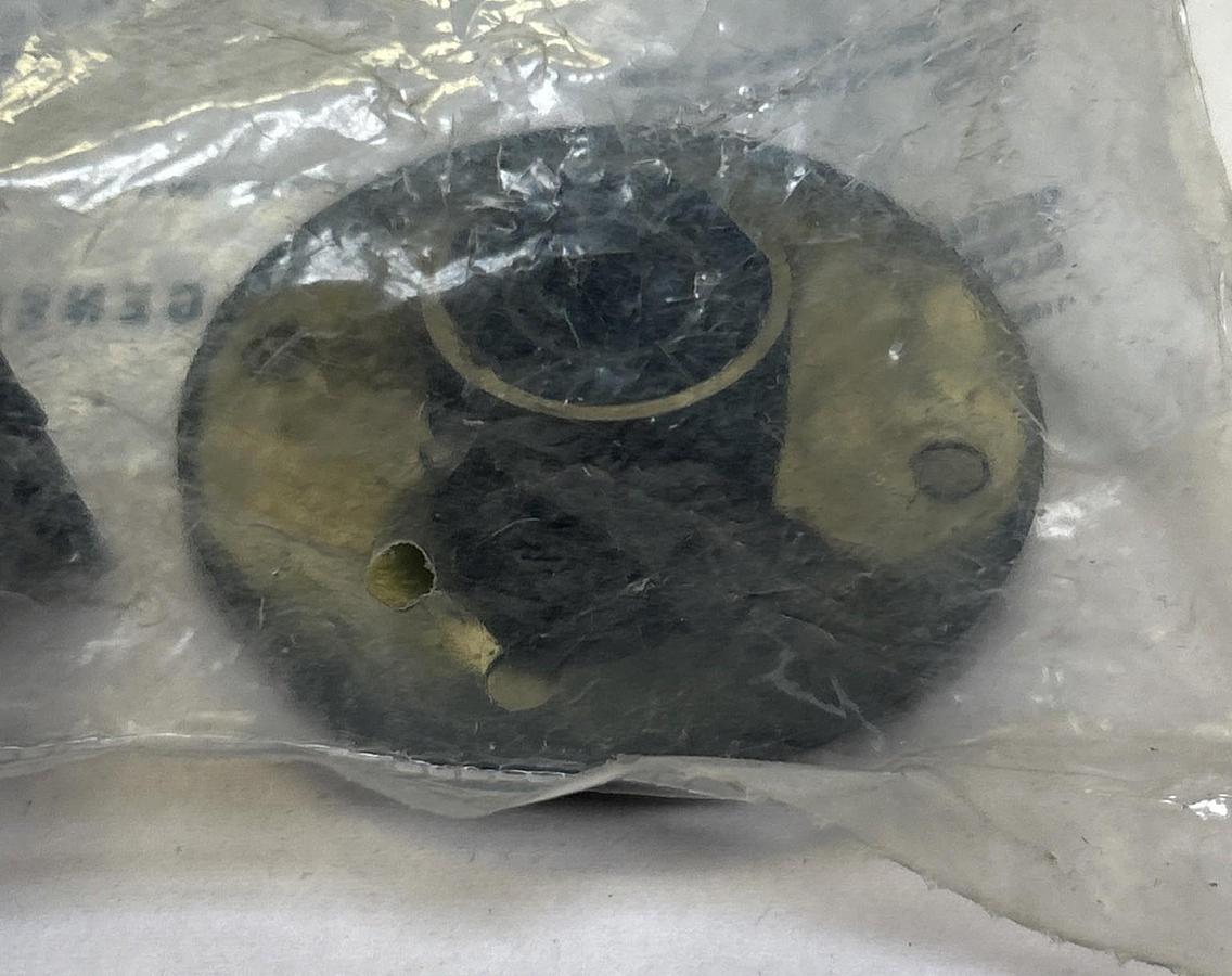 GENERAL ELECTRIC,CR104P,BLACK MUSHROOM HEAD PUSH BUTTON NOS