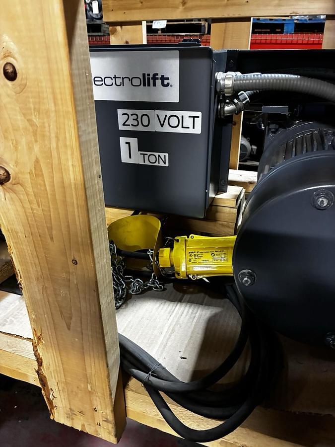 Used Electrolift,E-94579,1 Ton Dual Hoist Crane