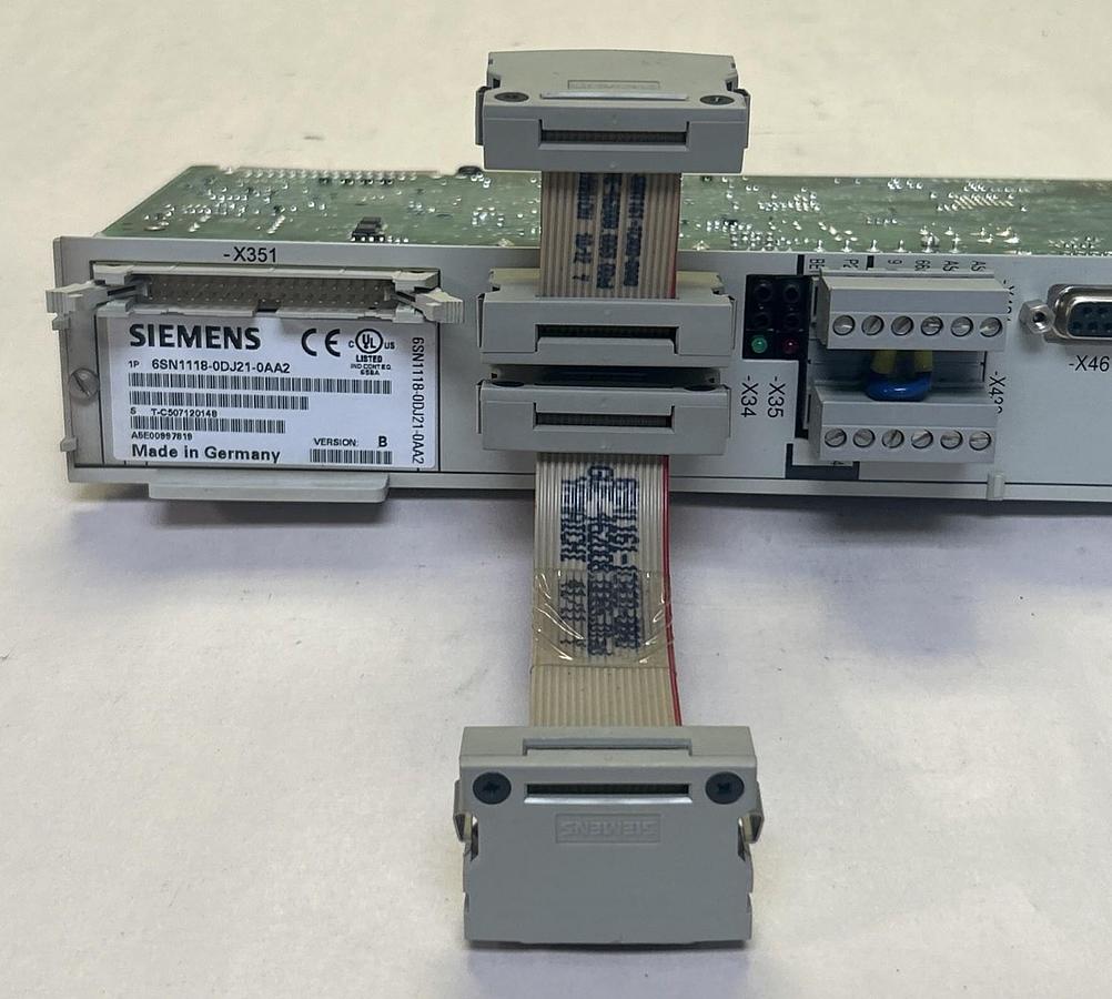 Used SIEMENS,6SN1118-0DJ21-0AA2,HIGH PERFORMANCE CONTROL BOARD MODULE