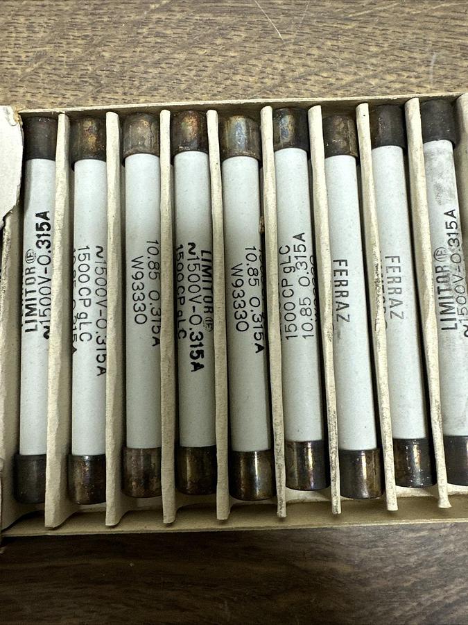 Ferraz Limitor,W93330,1500V .315A Fuse
