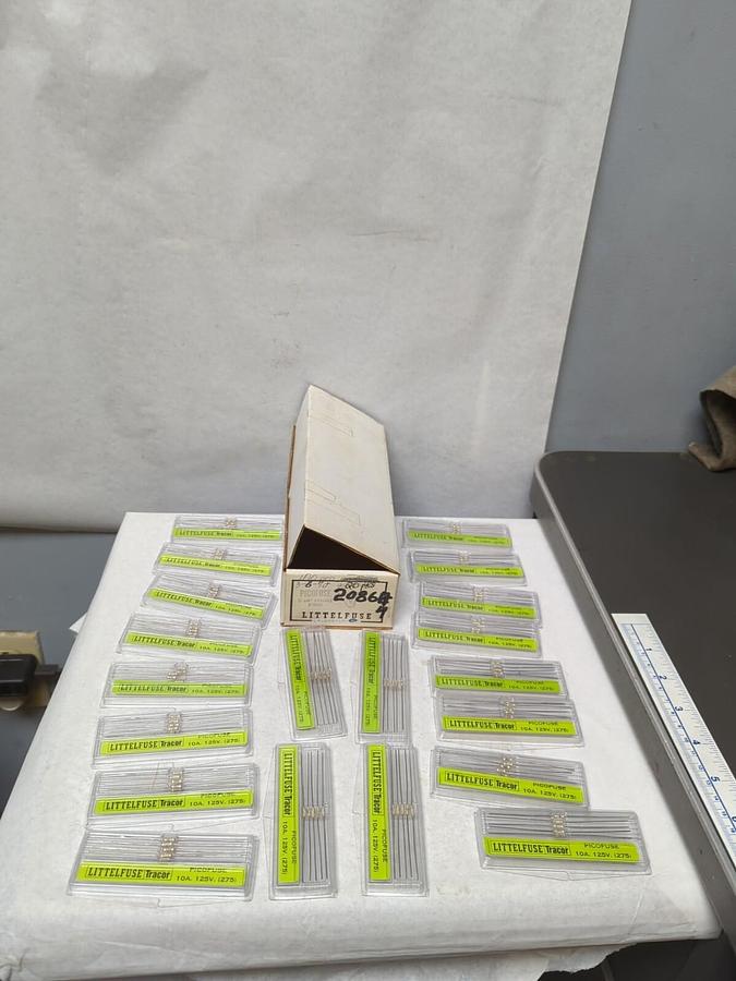 LITTELFUSE,275010,PICOFUSE 10 AMP AXIAL FUSES LOT OF 100 NOS