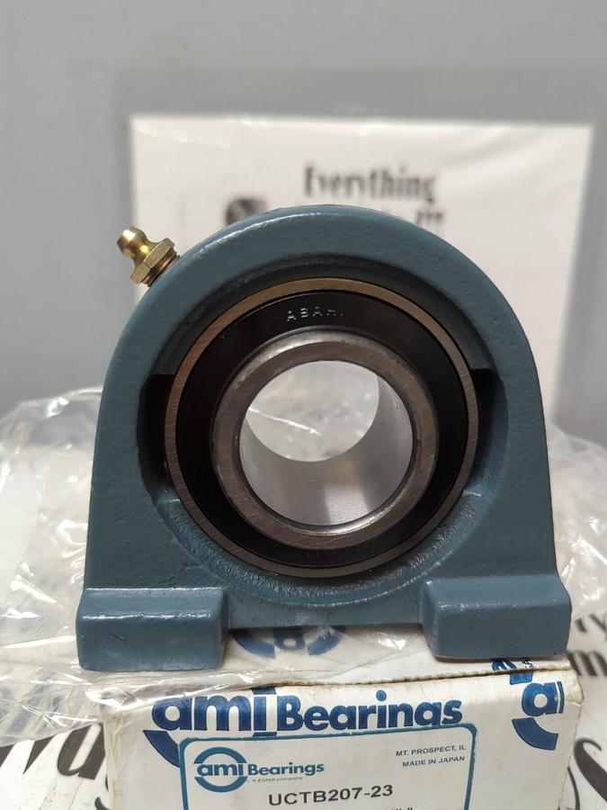 AMI BEARING,UCTB207-23,PILLOW BLOCK BEARING 1-7/16 INCH BORE NOS