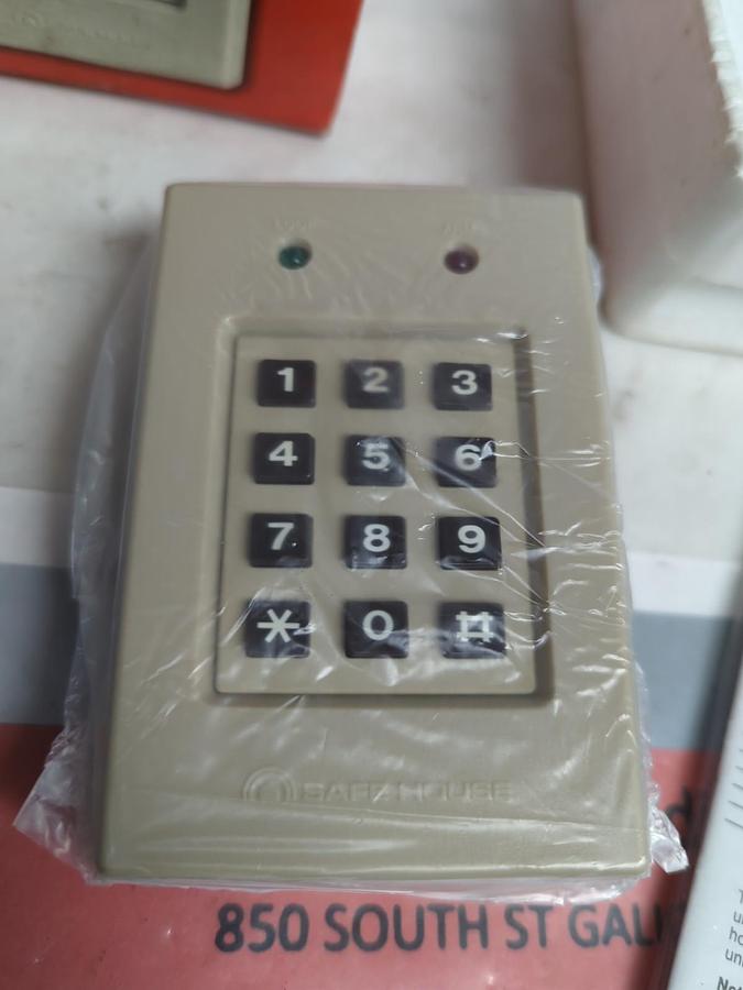 SAFE HOUSE,49-535A,DIGITAL KEY SWITCH NOS