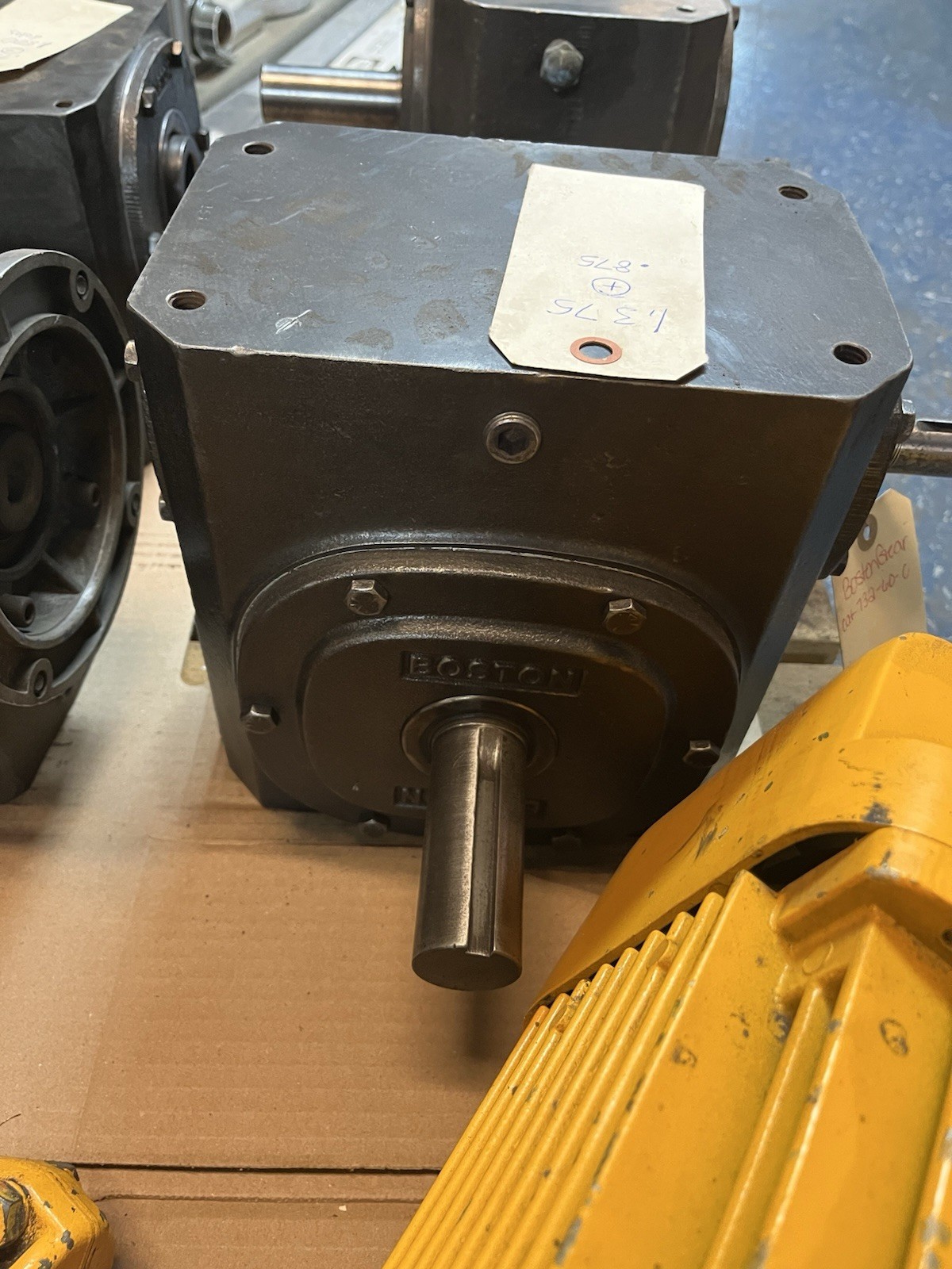 Used BOSTON GEAR,732-60-C,GEAR REDUCER RATIO 60 INPUT HP 1.52