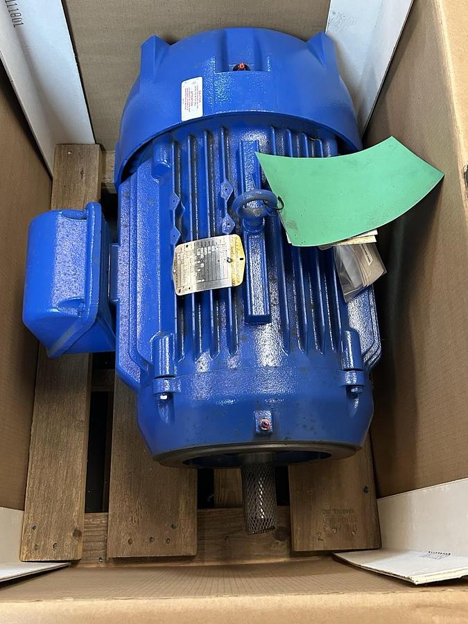 BALDOR,2013000110,SUPER-E SEVERE DUTY XEX MOTOR 30HP 575V 3520RPM 3PH 286TC FR