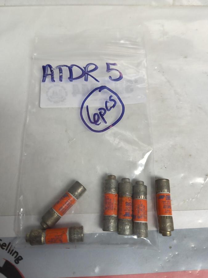 Used GOULD SHAWMUT,ATDR5,AMP-TRAP 5 AMP FUSE LOT OF 6 NOS