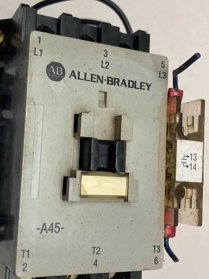 Used Allen Bradley,100-A45N*3,Contactor Ser C